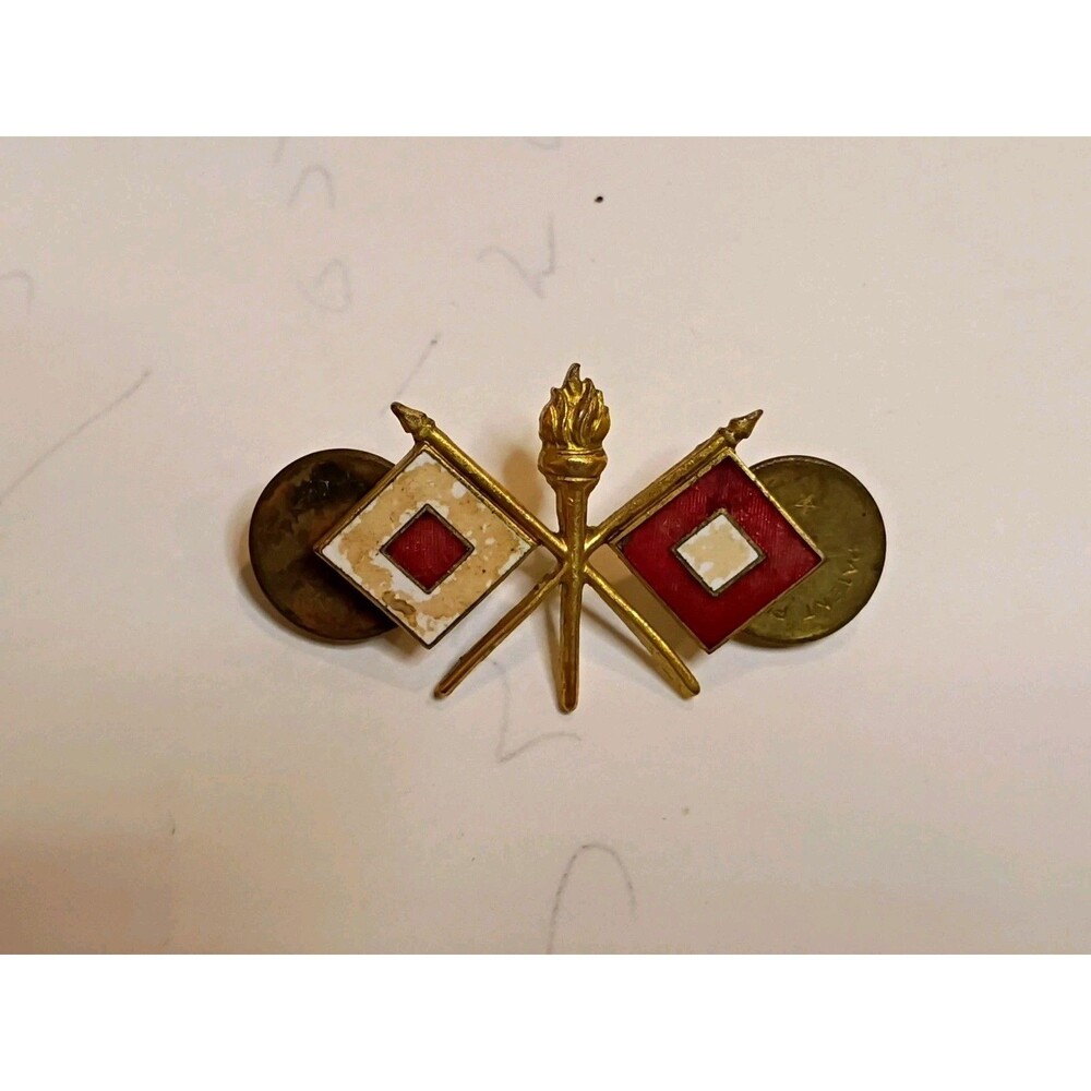 WWII US Army Signal Corps Officers Branch Lapel & Garrison Cap Insignia Device